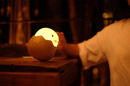 Eggshell Chicken LED Night Light – USB Charging